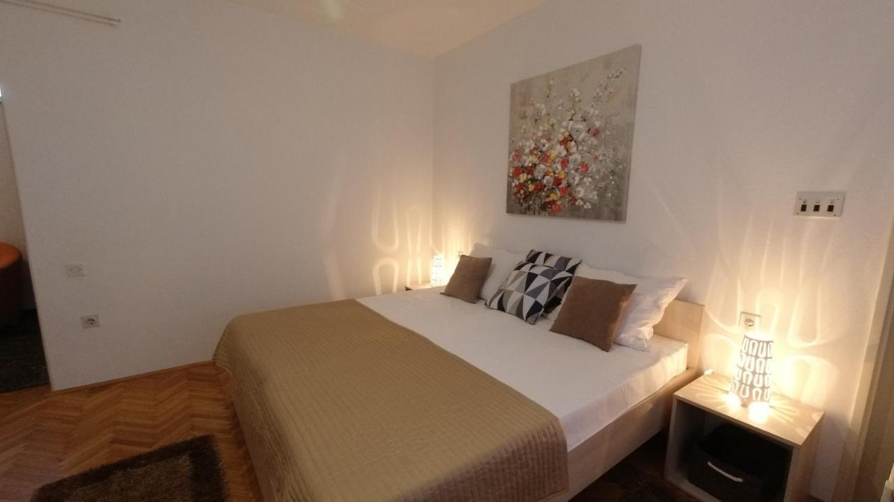 Apartments Andreja Pag Town Kültér fotó